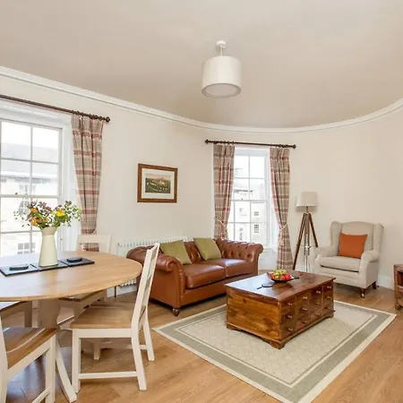 Joivy Stylish Apt In Trendy New Town Location Edinburgh Exterior photo