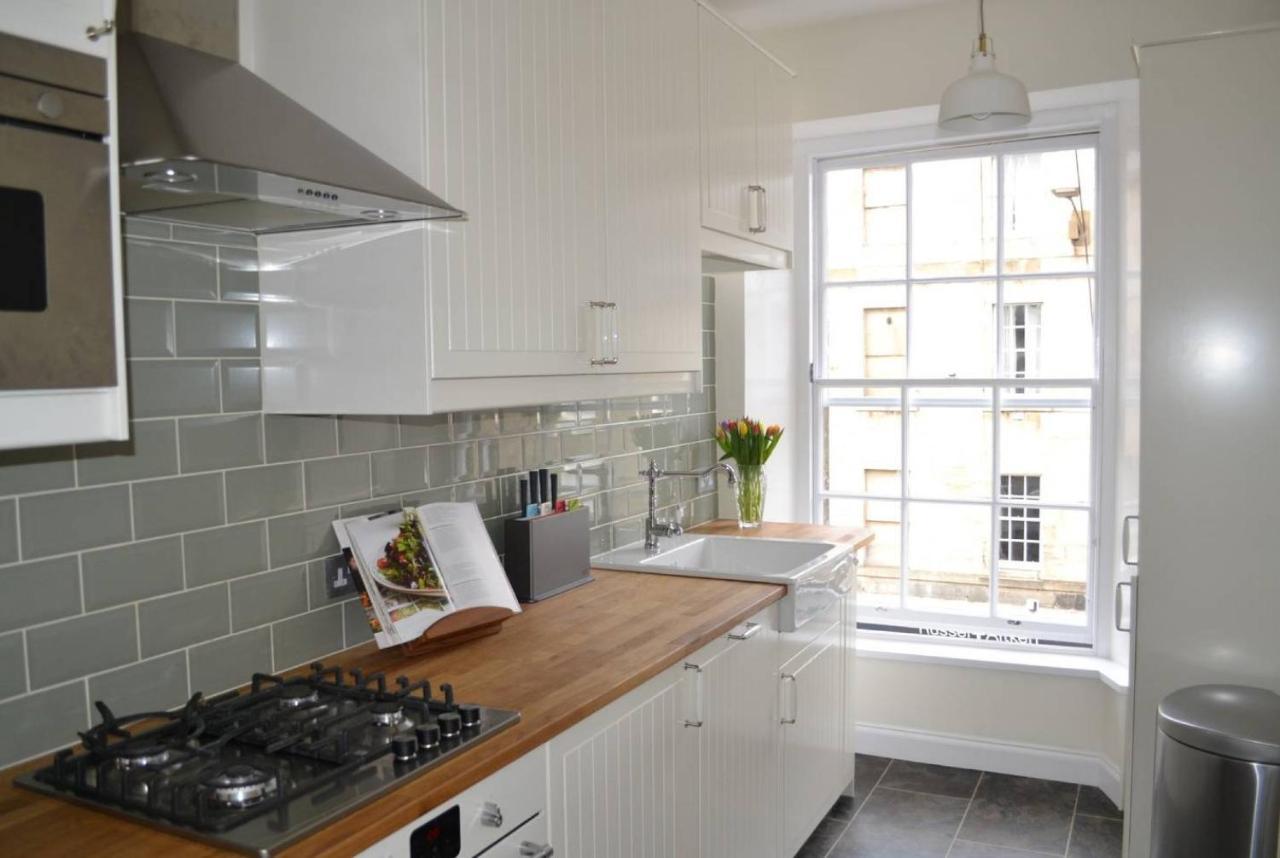 Joivy Stylish In Trendy New Town Location Edimburgo